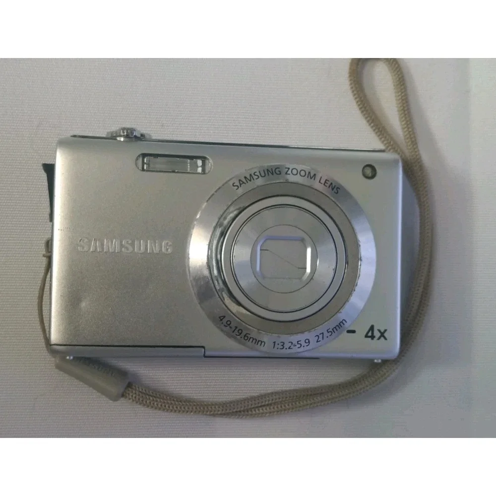 Samsung TL105 C5 Digital‎ Camera with 1 OEM Battery 12.2 MP [REPAIR or PARTS]